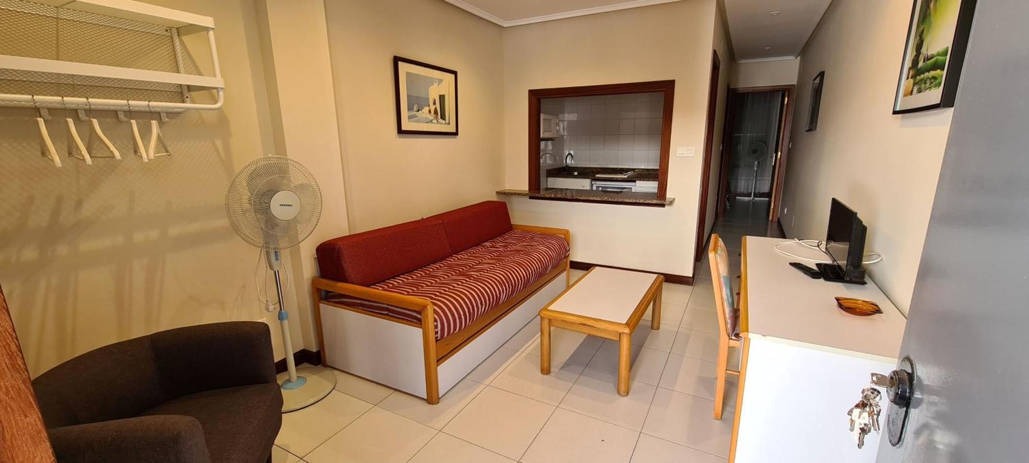 Apartamentos Elena Laredo Exterior photo