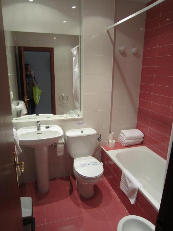 Apartamentos Elena Laredo Room photo